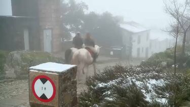 Neve pinta de branco vila alentejana de Marvão