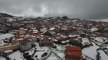 Nesta aldeia em Cinfães anda-se de trenó, faz-se bonecos de neve e respira-se "ar puro"