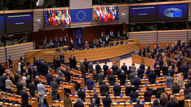 Parlamento Europeu cumpre minuto de silêncio em memória das vítimas do Holocausto 