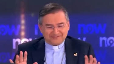 O momento em que golo do Benfica interrompe emissão do canal NOW e “assusta” Cardeal Américo Aguiar