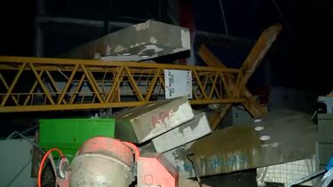Grua tombada e destroços espalhados: O cenário de destruição no Estádio Municipal de Leiria devido à depressão Kristin 