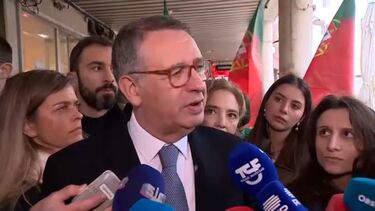 "Quero dar-lhes a minha solidariedade, sei que é pouco": Seguro expressa preocupação com afetados pela depressão Kristin