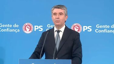 Carneiro acusa Governo de "insensibilidade e impreparação", mas diz estar disponível para ajudar na gestão de danos