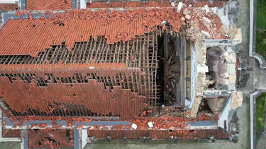 Imagens de drone mostram destruição em telhado numa Igreja em Leiria provocada pela tempestade Kristin