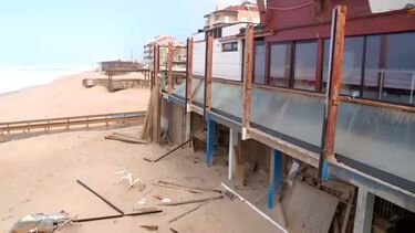 Depressão Kristin causa prejuízos na Praia do Pedrógão