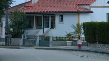 Homem morre ao cair de telhado que reparava em Leiria após a depressão Kristin