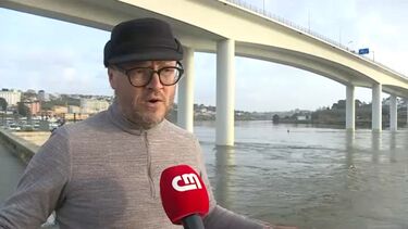 "Um [tripulante] foi para o meio da corrente": Pescador relata momento em que barco afunda no Rio Douro