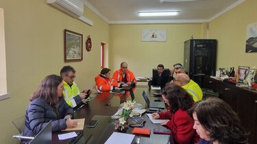 Câmara de Pampilhosa da Serra dá tijolos e telhas à população