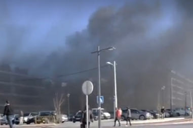 Incêndio deflagra em edifício em Alcochete