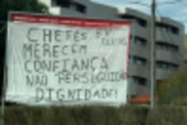 Protesto defende confiança e dignidade para chefes e dirigentes