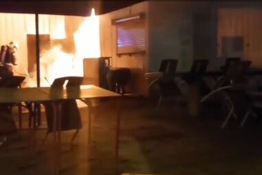 Incêndio destrói parcialmente restaurante na Praia da Rocha em Portimão