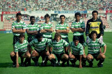 Equipa do Sporting homenageia Ali Hassan, antigo jogador