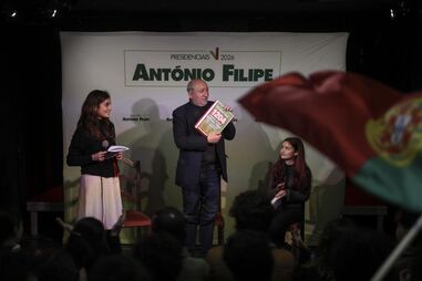 António Filipe em campanha eleitoral