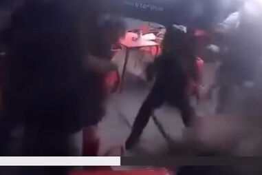 Imagens de videovigilância captam confrontos em café de Guimarães após jogo da distrital 