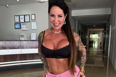 Atriz causa revolta no Brasil após participação no Carnaval 