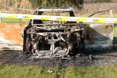 Condutor de jipe atacado com rajadas de metralhadora em plena luz do dia em Almada 