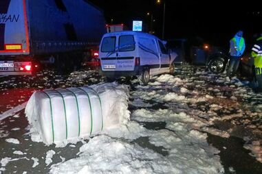 Acidente com camião na Trofa faz cinco feridos