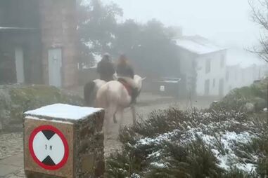 Neve pinta de branco vila alentejana de Marvão