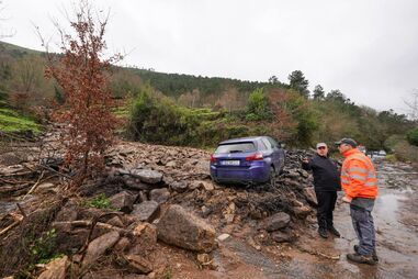 Depressão Kristin provoca estragos em vários pontos do País