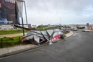 Estragos provocados pela depressão Kristin nas Caldas da Rainha