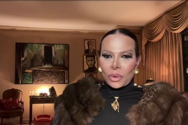 José Castelo Branco volta a tribunal para tentar entregar o cheque de 47 mil euros