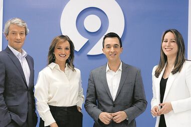 João Ferreira e Patrícia Matos (coordenadores e apresentadores) e Diogo Carreira e Anabela Benedito