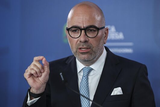 Ministro das Infraestruturas diz que Governo está 'a trabalhar' para resolver os problemas causados pelo mau tempo