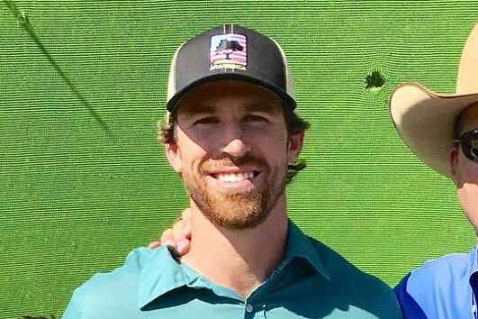 Ex-estrela da NFL procura ajuda após acidente e enfrenta estado crítico