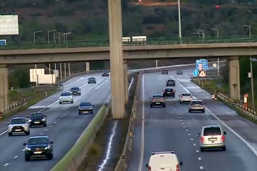 Quatro feridos em despiste de carrinha na A22 em Albufeira 