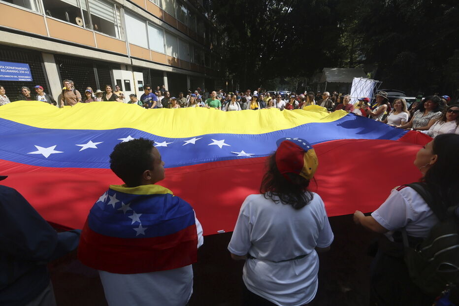 Ataque dos EUA à Venezuela gera reações entre líderes internacionais