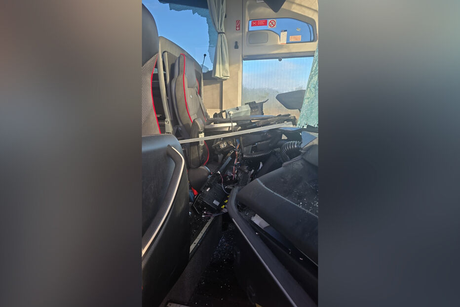 Autocarro português envolvido em choque em cadeia com 100 viaturas em França. Há dois mortos 