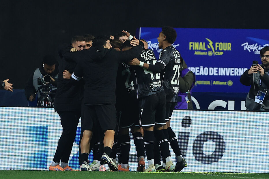 Reviravolta épica nos descontos dá ao V. Guimarães presença na final da Taça da Liga