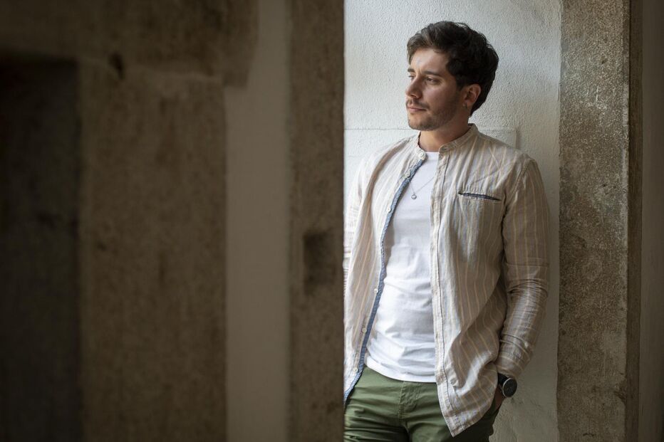 Ricardo de Sá cuida do pai após aneurisma e transforma mágoa em sabedoria