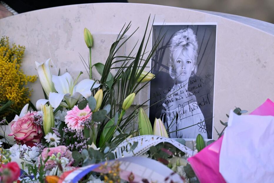 Brigitte Bardot recebe homenagem póstuma em Saint Tropez