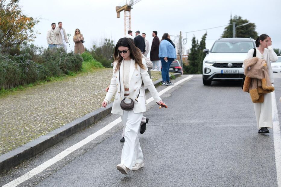 Cerimónias fúnebres de Maycon Douglas atraem multidões