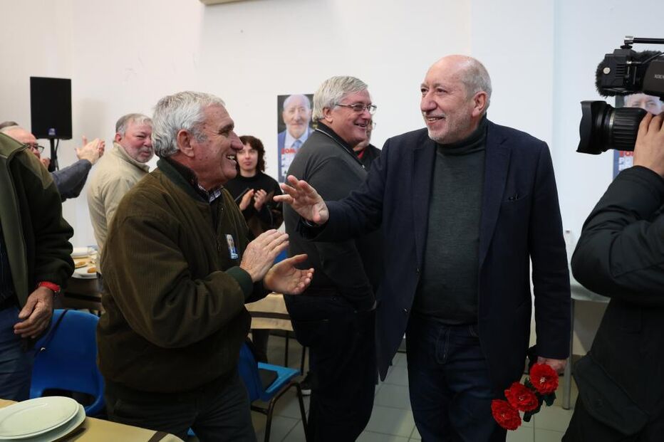 António Filipe discursa sobre regionalização e acordo PS/PSD