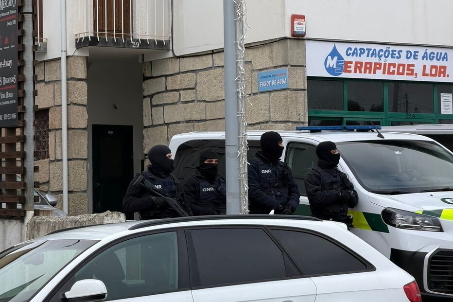Cinco detidos por suspeitas de assaltos a casas em Macedo de Cavaleiros