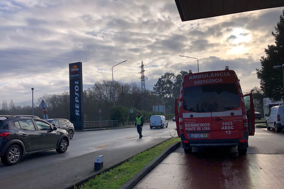 Motociclista morre em acidente com camião