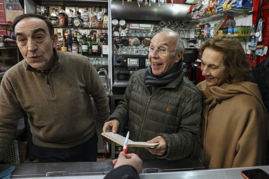 Montenegro, candidato apoiado por PSD e CDS-PP, responde a Cotrim no dia da eleição