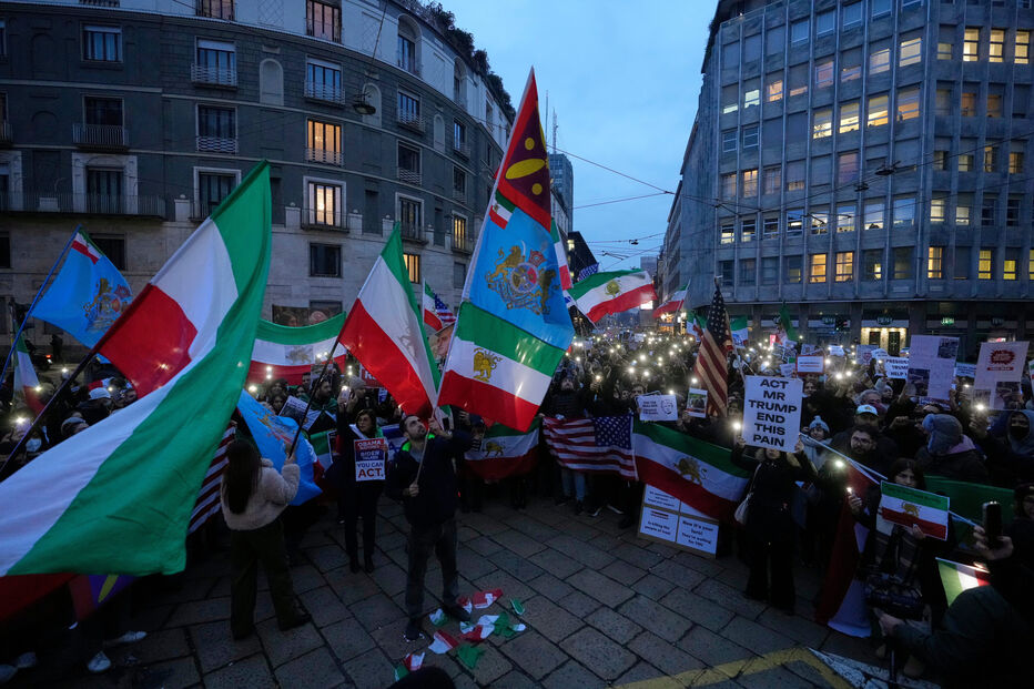 Protestos pelo Irão em Itália