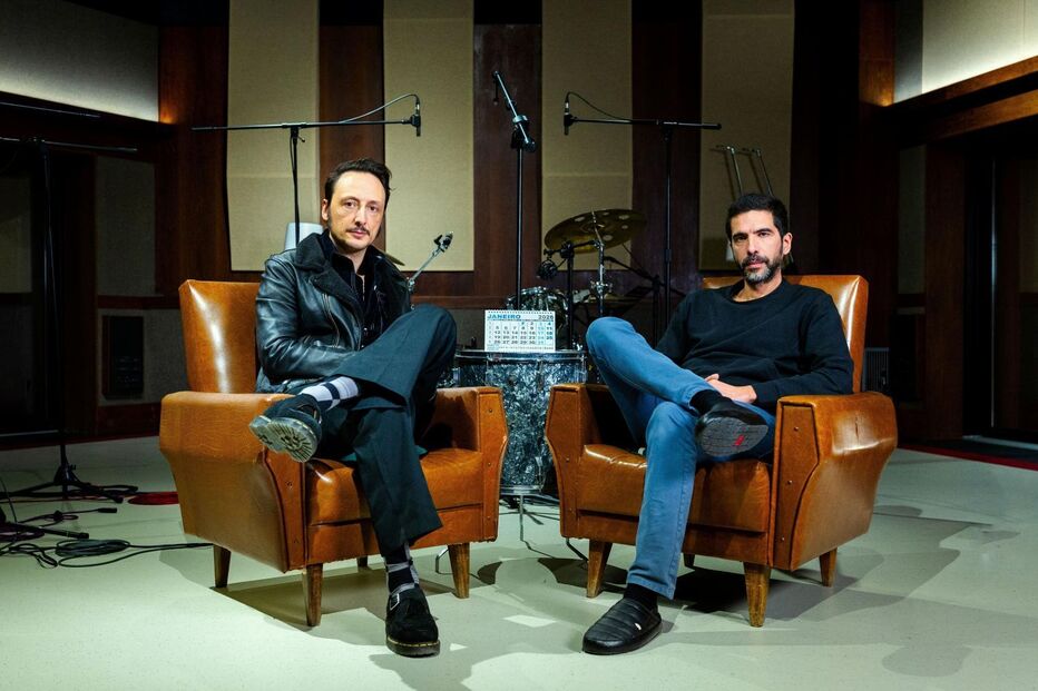 PZ lança tema mensal com Samuel Úria até novo disco em 2026