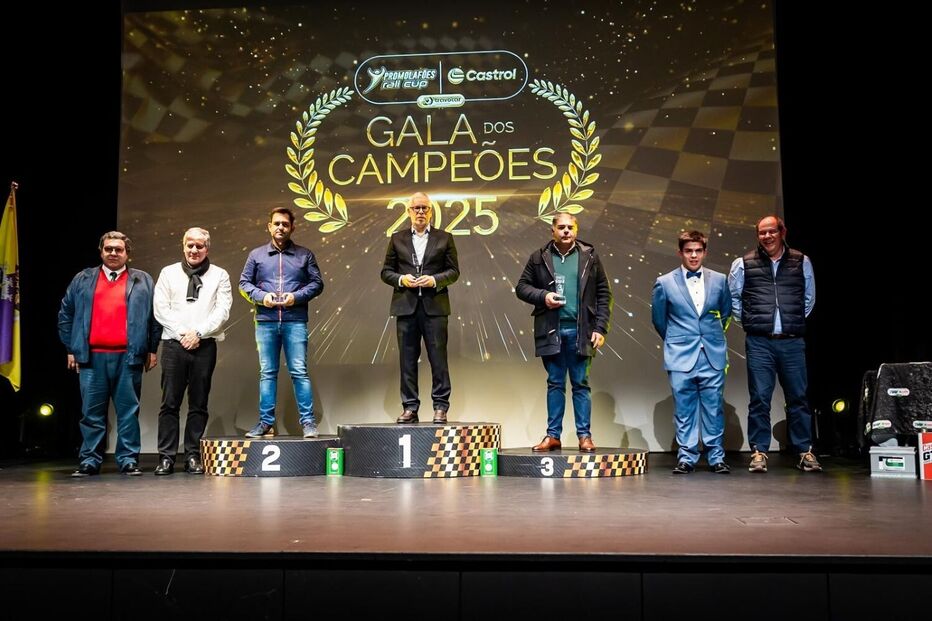 Gala Promolafões Rali Cup premiou pilotos e clubes organizadores das provas.jpg