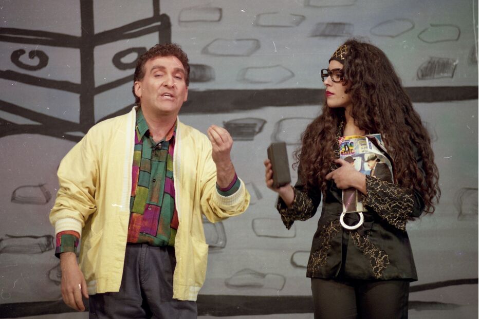 Joel Branco festeja aniversário na Casa do Artista após internamento