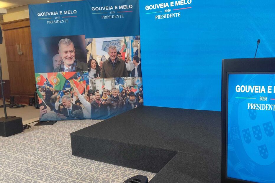 Sala onde Gouveia e Melo vai passar a noite eleitoral, no Corinthia Hotel, em Lisboa