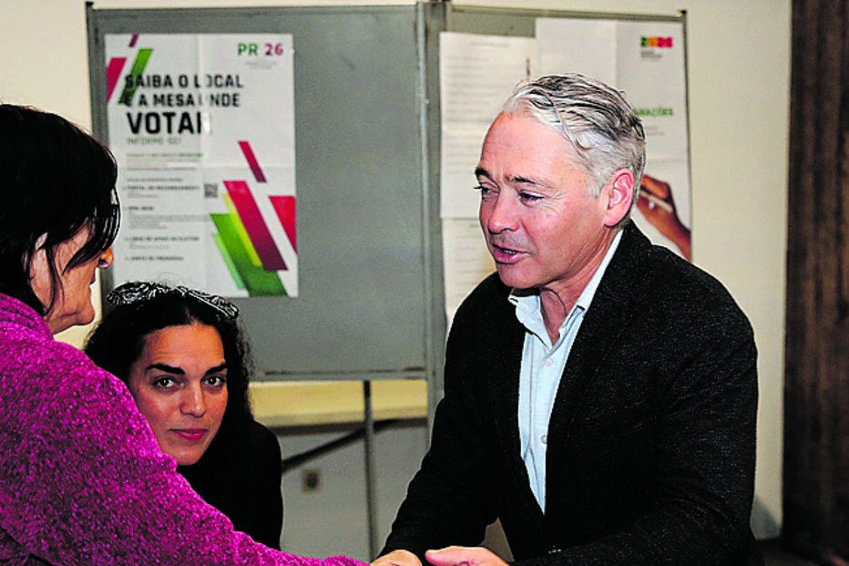 Madeira. O presidente do Juntos pelo Povo (JPP), Élvio Sousa, votou em Santa Cruz, ilha da Madeira