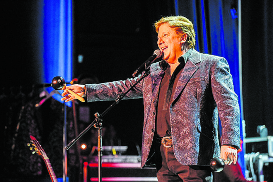 Herman José num dos números humorísticos do programa