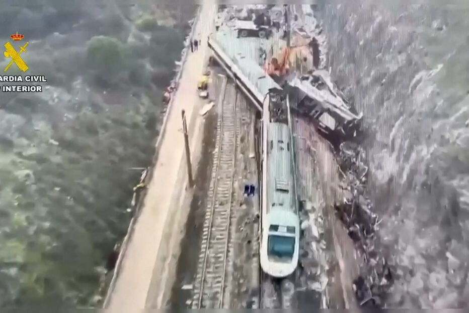 Colisão de comboios em Córdoba investigada pela Guarda Civil