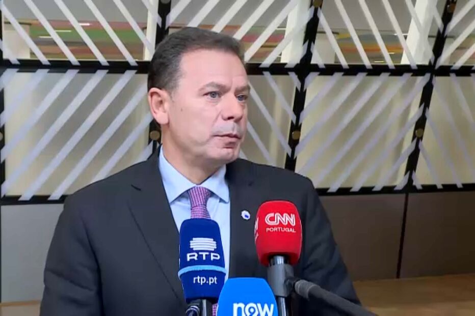 Montenegro discursa sobre a Europa, sem referir candidatos presidenciais