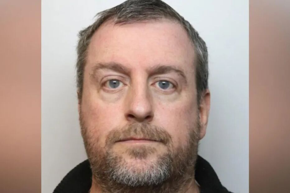 Vereador britânico confessa crimes de violação e agressão contra a ex-mulher