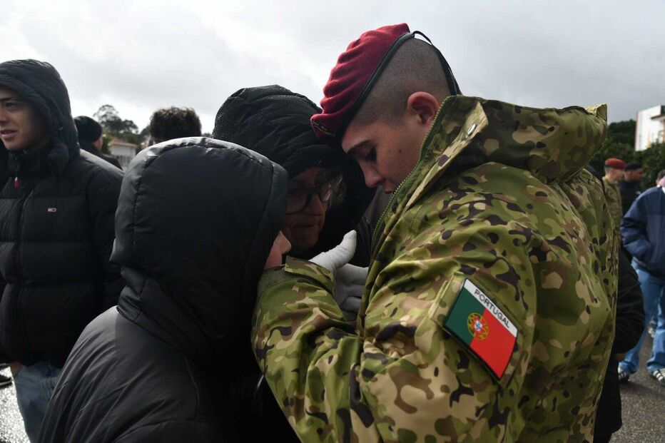 Comandos portugueses concluem curso com taxa de sucesso notável, impulsionada por investimento do PRR